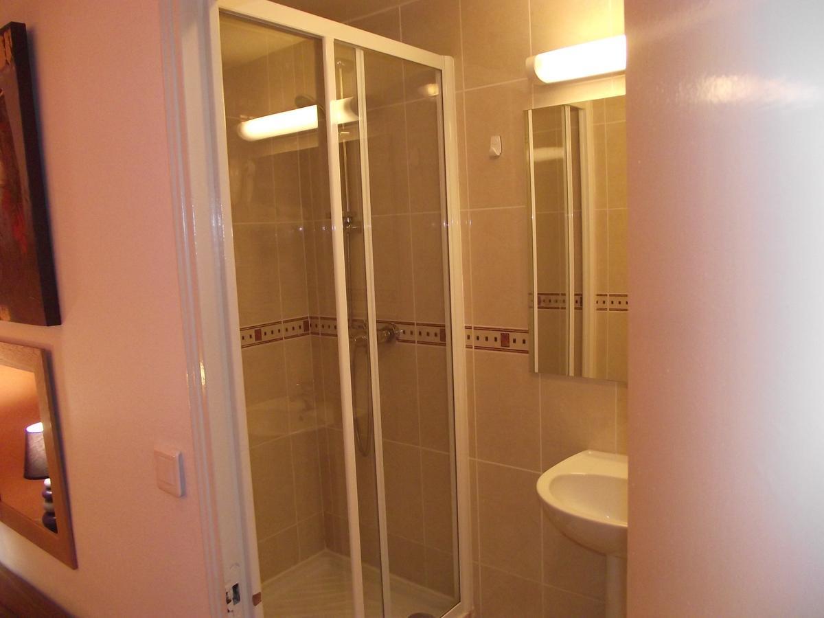 Le Nouvel Hotel Du Theatre Paris Ruang foto